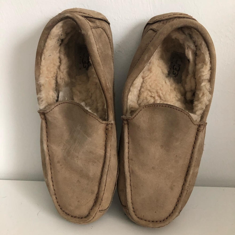 UGG Men's Tan Suede Shearling-Lined Slip-On Loafers
